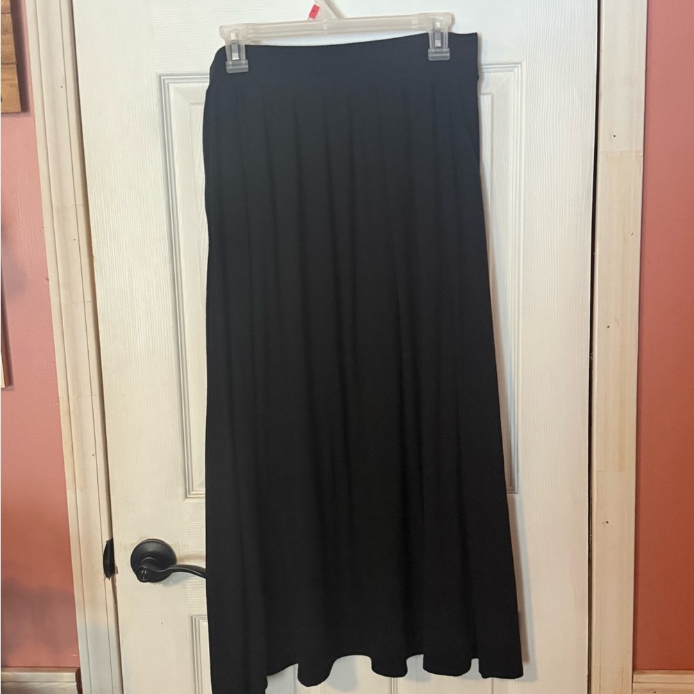 (Sale $5)Long Black Women's Skirt with pockets